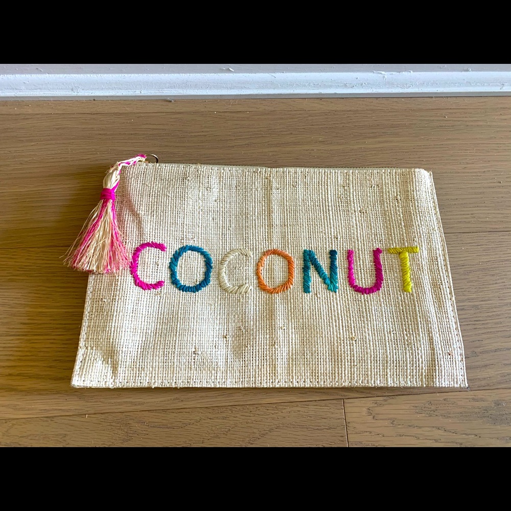 Kayu Coconut Pouch